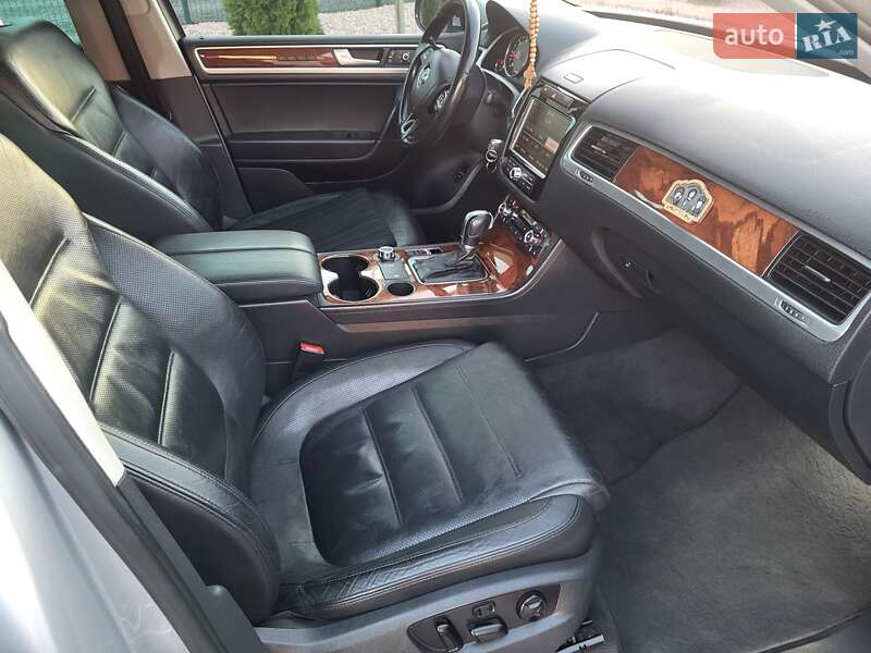 Внедорожник / Кроссовер Volkswagen Touareg 2010 в Луцке фото 14 Внедорожник / Кроссовер Volkswagen Touareg 2010 в Луцке