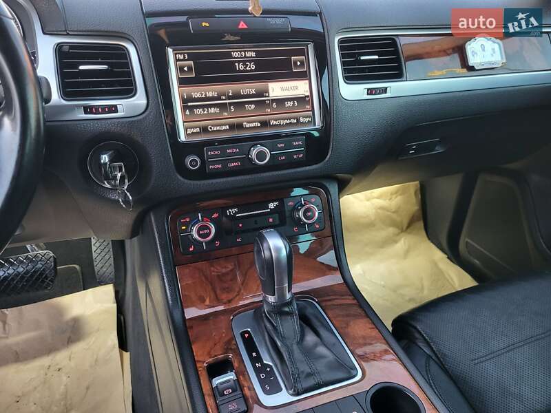 Внедорожник / Кроссовер Volkswagen Touareg 2010 в Луцке фото 18 Внедорожник / Кроссовер Volkswagen Touareg 2010 в Луцке