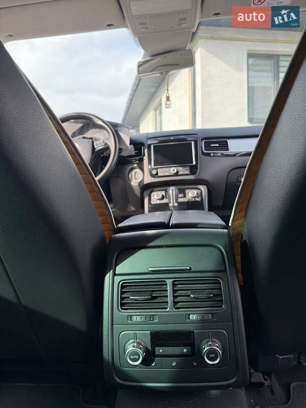 Позашляховик / Кросовер Volkswagen Touareg 2014 в Хмельницькому фото 19 Позашляховик / Кросовер Volkswagen Touareg 2014 в Хмельницькому