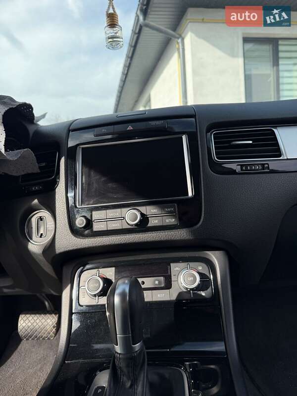 Позашляховик / Кросовер Volkswagen Touareg 2014 в Хмельницькому фото 35 Позашляховик / Кросовер Volkswagen Touareg 2014 в Хмельницькому