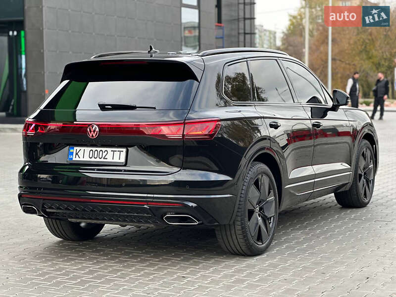 Внедорожник / Кроссовер Volkswagen Touareg 2024 в Днепре