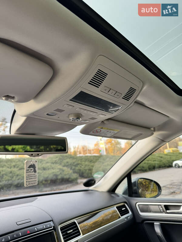 Внедорожник / Кроссовер Volkswagen Touareg 2015 в Умани фото 30 Внедорожник / Кроссовер Volkswagen Touareg 2015 в Умани