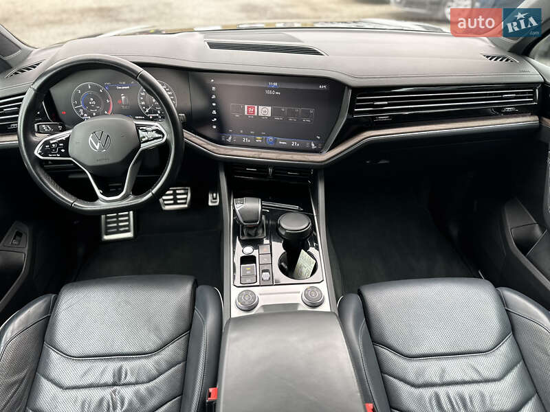Позашляховик / Кросовер Volkswagen Touareg 2021 в Рівному фото 18 Позашляховик / Кросовер Volkswagen Touareg 2021 в Рівному
