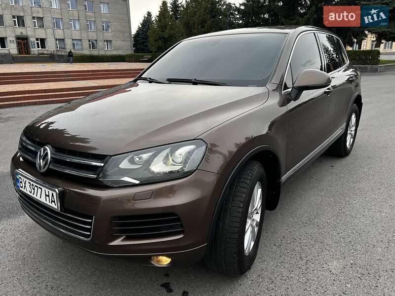 Внедорожник / Кроссовер Volkswagen Touareg 2010 в Калиновке