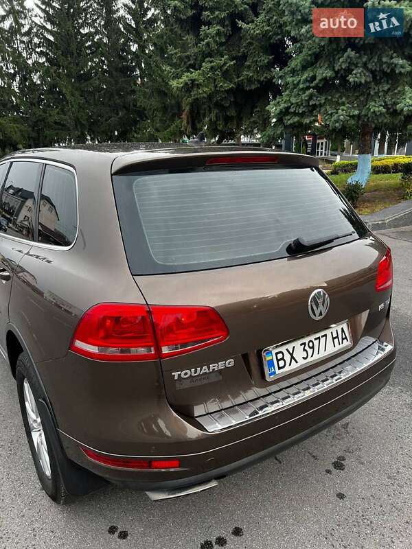 Внедорожник / Кроссовер Volkswagen Touareg 2010 в Калиновке