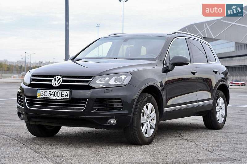 Позашляховик / Кросовер Volkswagen Touareg 2011 в Львові