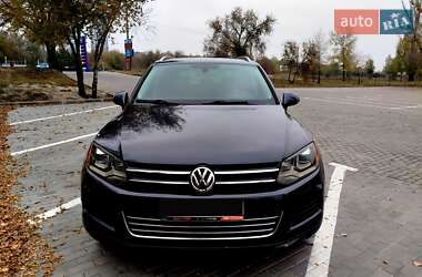 Внедорожник / Кроссовер Volkswagen Touareg 2011 в Запорожье