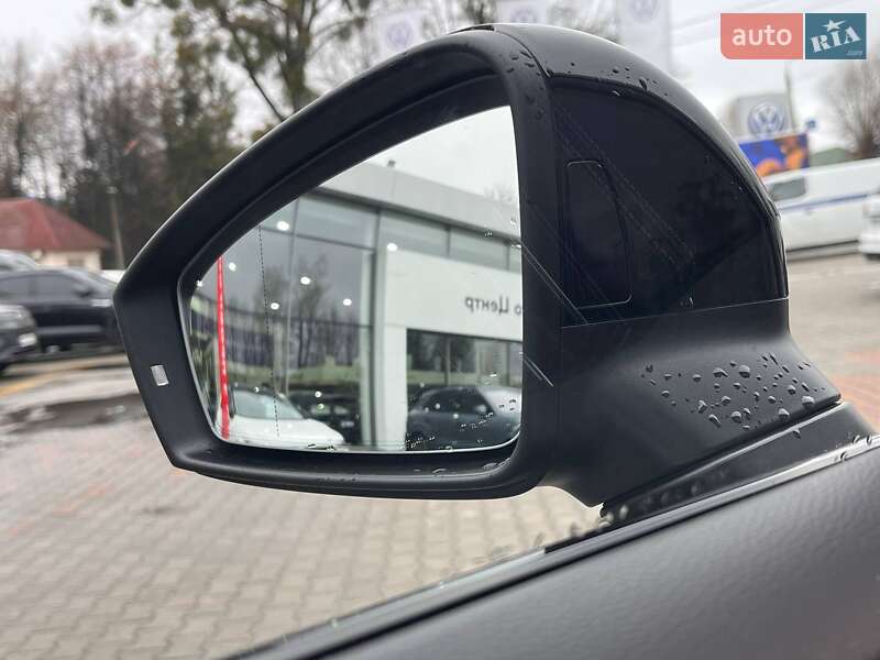 Внедорожник / Кроссовер Volkswagen Touareg 2023 в Житомире фото 42 Внедорожник / Кроссовер Volkswagen Touareg 2023 в Житомире