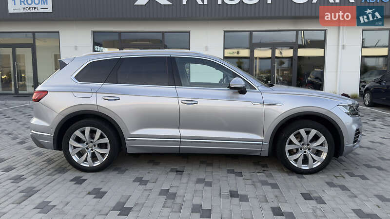 Позашляховик / Кросовер Volkswagen Touareg 2019 в Хусті фото 4 Позашляховик / Кросовер Volkswagen Touareg 2019 в Хусті