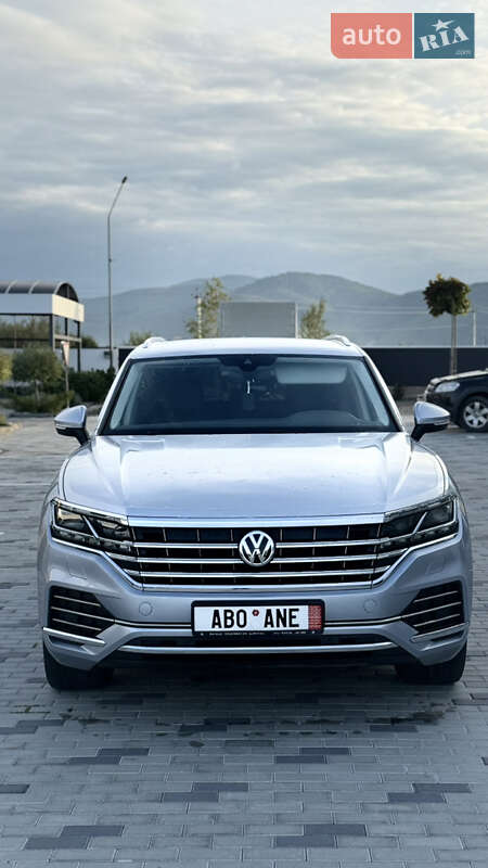 Позашляховик / Кросовер Volkswagen Touareg 2019 в Хусті фото 17 Позашляховик / Кросовер Volkswagen Touareg 2019 в Хусті
