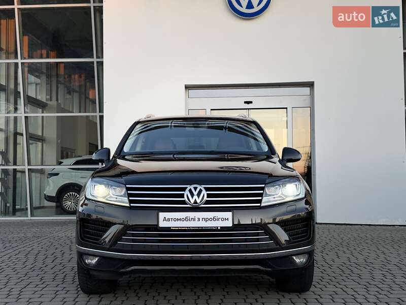 Внедорожник / Кроссовер Volkswagen Touareg 2017 в Мукачево фото 7 Внедорожник / Кроссовер Volkswagen Touareg 2017 в Мукачево