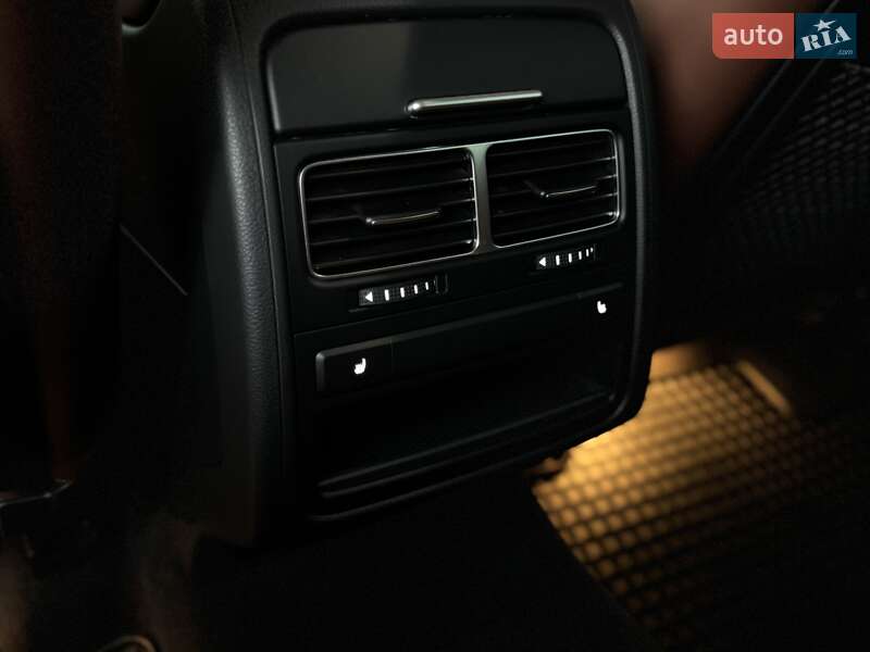 Внедорожник / Кроссовер Volkswagen Touareg 2017 в Мукачево фото 47 Внедорожник / Кроссовер Volkswagen Touareg 2017 в Мукачево