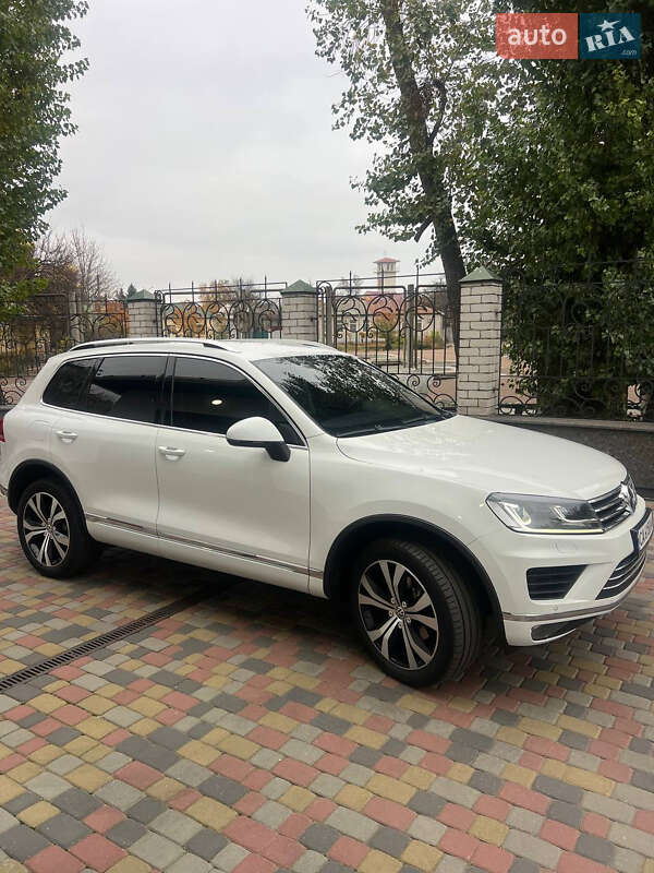 Внедорожник / Кроссовер Volkswagen Touareg 2016 в Черкассах фото 8 Внедорожник / Кроссовер Volkswagen Touareg 2016 в Черкассах