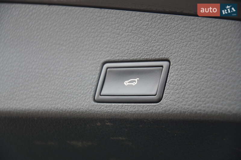 Внедорожник / Кроссовер Volkswagen Touareg 2012 в Дрогобыче фото 56 Внедорожник / Кроссовер Volkswagen Touareg 2012 в Дрогобыче