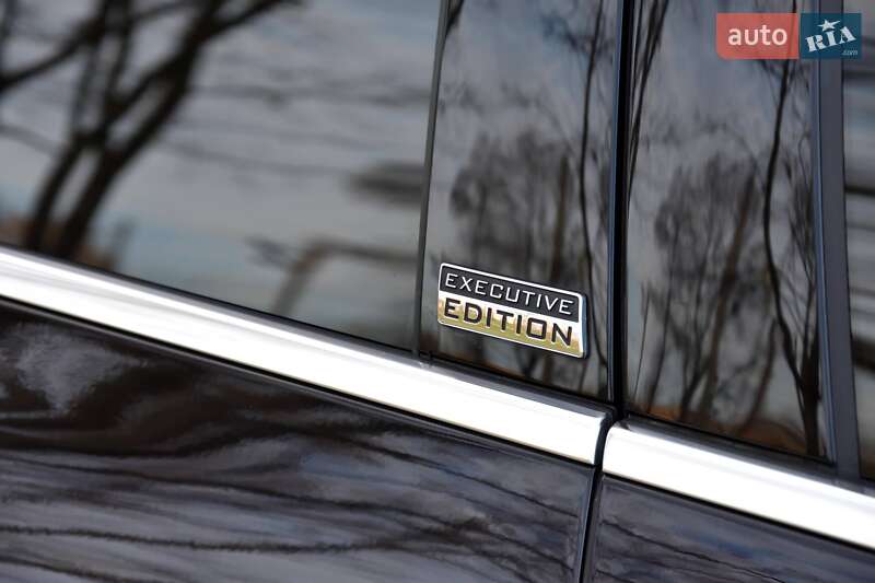 Позашляховик / Кросовер Volkswagen Touareg 2017 в Харкові