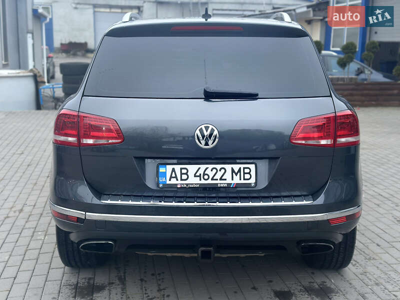 Внедорожник / Кроссовер Volkswagen Touareg 2015 в Виннице