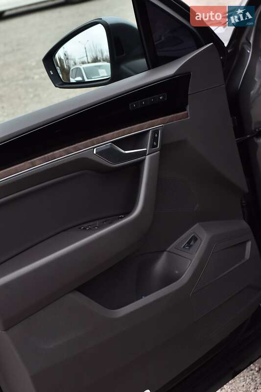 Внедорожник / Кроссовер Volkswagen Touareg 2020 в Кривом Роге