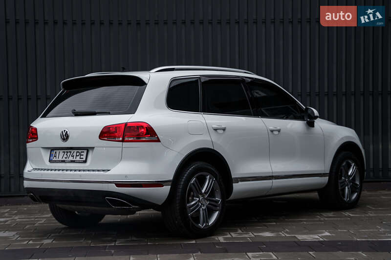 Позашляховик / Кросовер Volkswagen Touareg 2016 в Києві фото 8 Позашляховик / Кросовер Volkswagen Touareg 2016 в Києві
