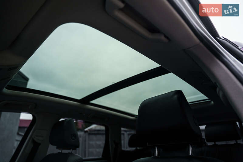 Позашляховик / Кросовер Volkswagen Touareg 2016 в Києві фото 43 Позашляховик / Кросовер Volkswagen Touareg 2016 в Києві