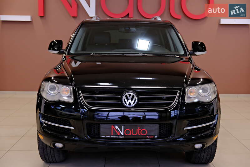 Внедорожник / Кроссовер Volkswagen Touareg 2008 в Одессе