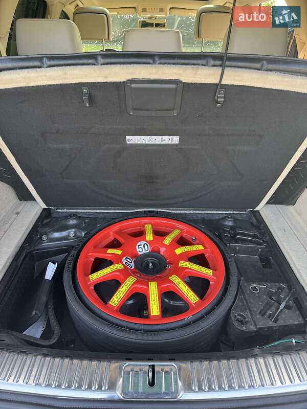 Позашляховик / Кросовер Volkswagen Touareg 2012 в Врадіївці