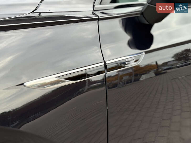 Внедорожник / Кроссовер Volkswagen Touareg 2021 в Ровно