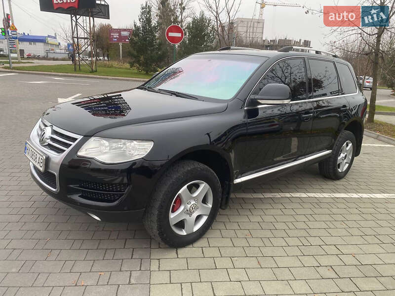 Позашляховик / Кросовер Volkswagen Touareg 2007 в Хмельницькому