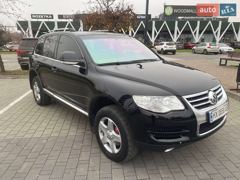 Позашляховик / Кросовер Volkswagen Touareg 2007 в Хмельницькому