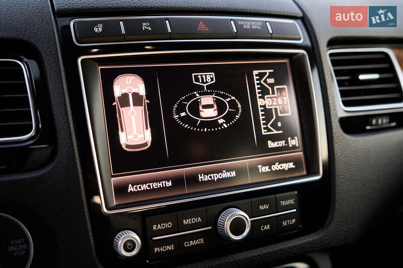 Внедорожник / Кроссовер Volkswagen Touareg 2017 в Бердичеве