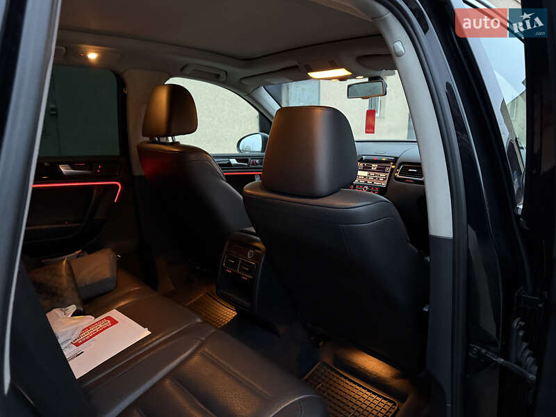 Внедорожник / Кроссовер Volkswagen Touareg 2012 в Виннице фото 10 Внедорожник / Кроссовер Volkswagen Touareg 2012 в Виннице