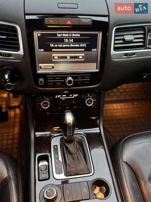 Внедорожник / Кроссовер Volkswagen Touareg 2010 в Яворове