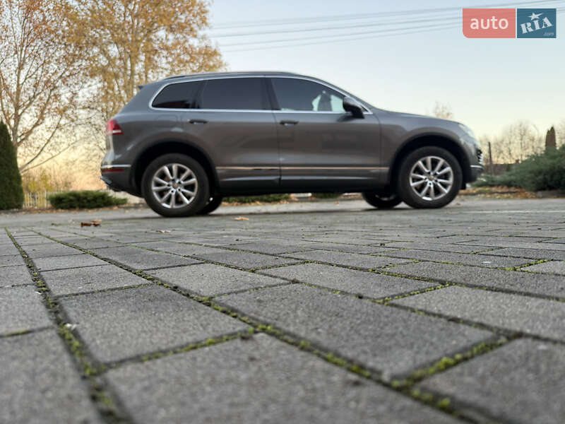 Позашляховик / Кросовер Volkswagen Touareg 2017 в Береговому фото 9 Позашляховик / Кросовер Volkswagen Touareg 2017 в Береговому