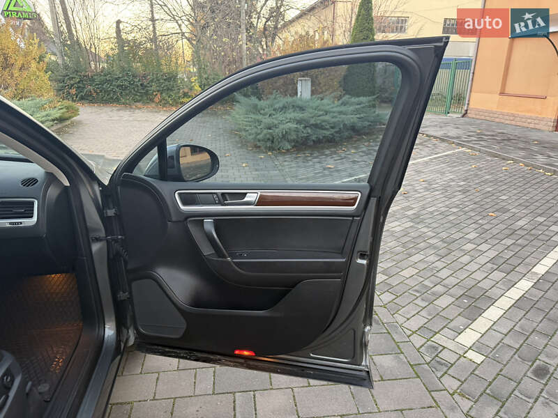 Позашляховик / Кросовер Volkswagen Touareg 2017 в Береговому фото 33 Позашляховик / Кросовер Volkswagen Touareg 2017 в Береговому