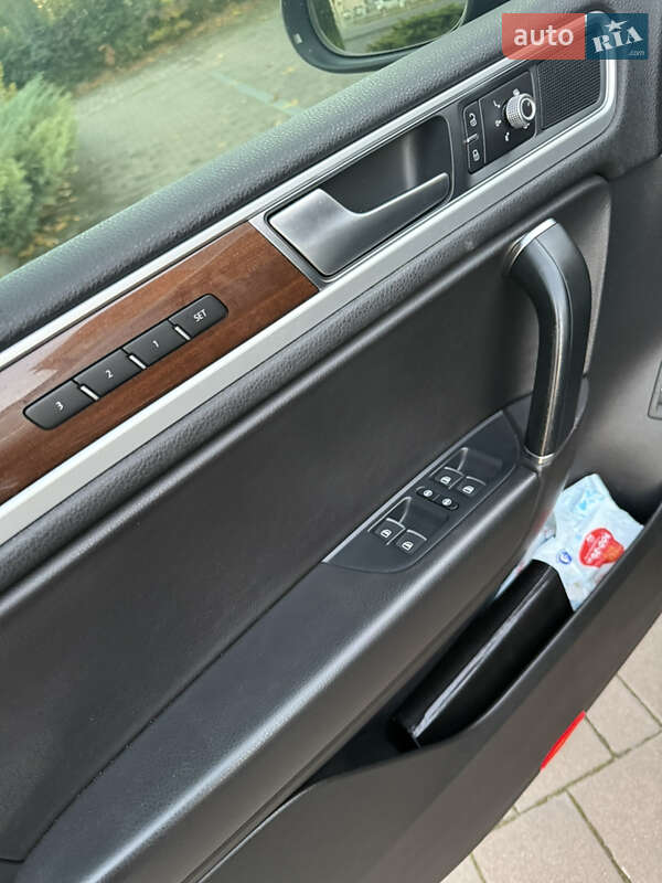 Позашляховик / Кросовер Volkswagen Touareg 2017 в Береговому фото 40 Позашляховик / Кросовер Volkswagen Touareg 2017 в Береговому