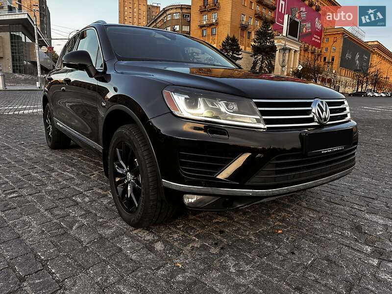 Внедорожник / Кроссовер Volkswagen Touareg 2015 в Харькове фото 5 Внедорожник / Кроссовер Volkswagen Touareg 2015 в Харькове