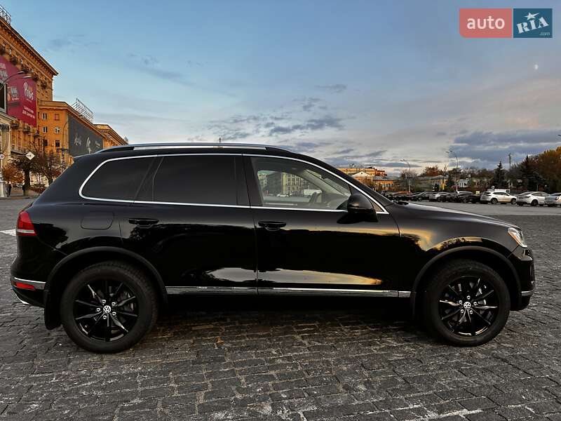 Внедорожник / Кроссовер Volkswagen Touareg 2015 в Харькове фото 12 Внедорожник / Кроссовер Volkswagen Touareg 2015 в Харькове