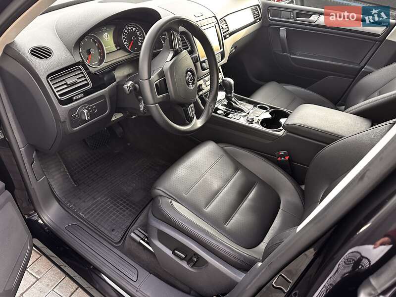 Внедорожник / Кроссовер Volkswagen Touareg 2015 в Харькове фото 19 Внедорожник / Кроссовер Volkswagen Touareg 2015 в Харькове