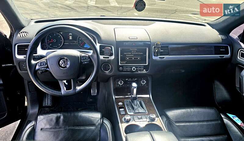 Позашляховик / Кросовер Volkswagen Touareg 2014 в Києві фото 12 Позашляховик / Кросовер Volkswagen Touareg 2014 в Києві