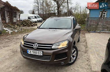 Позашляховик / Кросовер Volkswagen Touareg 2012 в Сновську