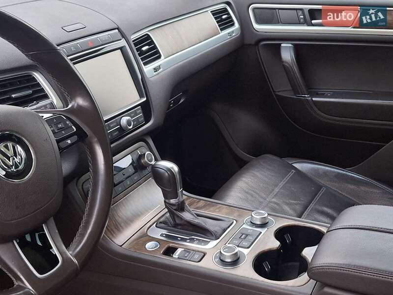 Внедорожник / Кроссовер Volkswagen Touareg 2016 в Ивано-Франковске фото 64 Внедорожник / Кроссовер Volkswagen Touareg 2016 в Ивано-Франковске