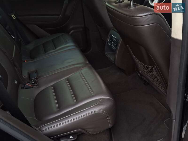 Внедорожник / Кроссовер Volkswagen Touareg 2016 в Ивано-Франковске фото 60 Внедорожник / Кроссовер Volkswagen Touareg 2016 в Ивано-Франковске