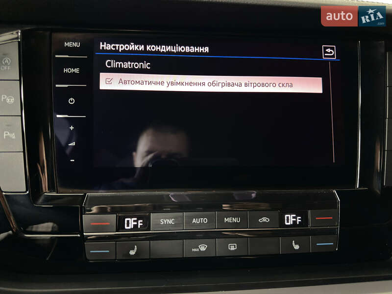 Позашляховик / Кросовер Volkswagen Touareg 2019 в Козятині
