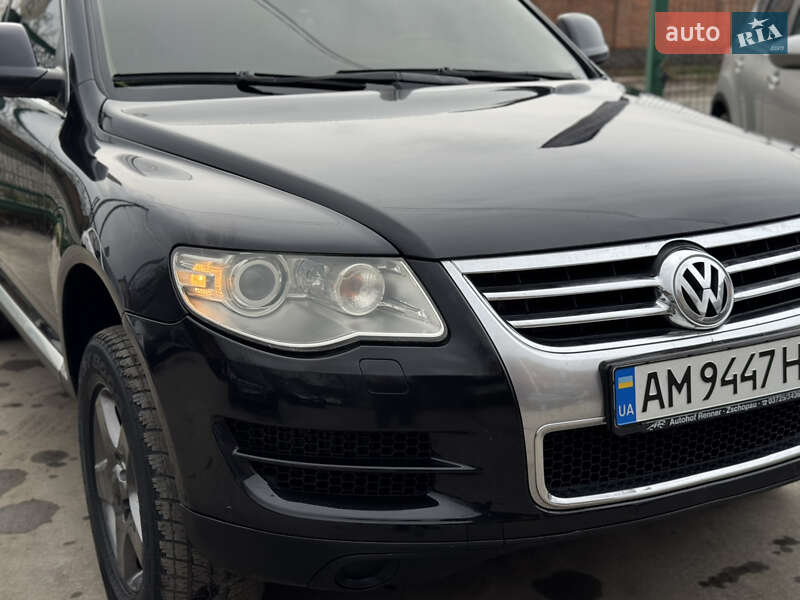 Позашляховик / Кросовер Volkswagen Touareg 2007 в Бердичеві