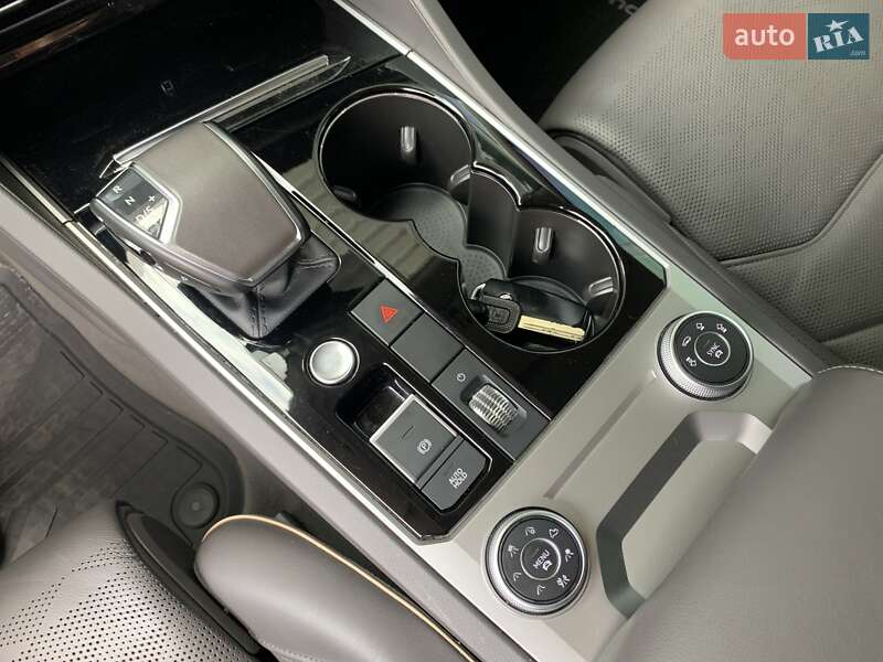 Внедорожник / Кроссовер Volkswagen Touareg 2019 в Львове фото 21 Внедорожник / Кроссовер Volkswagen Touareg 2019 в Львове