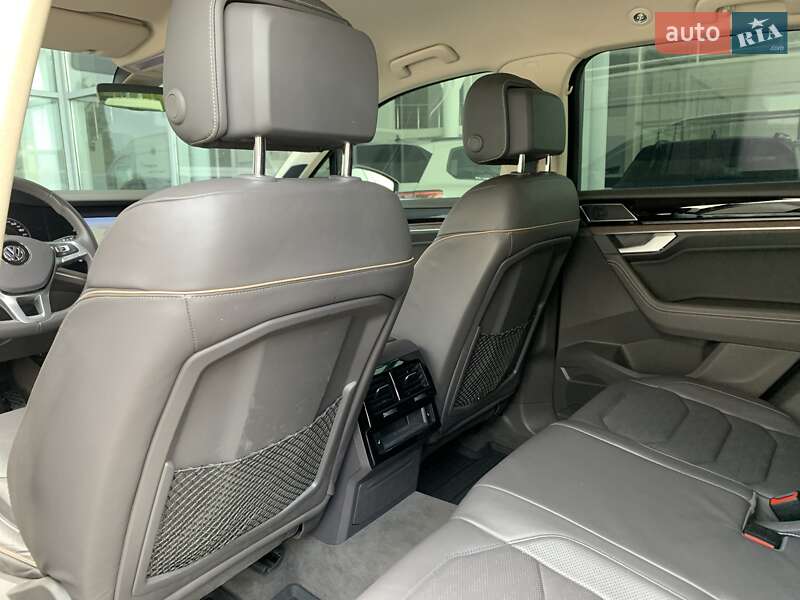 Внедорожник / Кроссовер Volkswagen Touareg 2019 в Львове фото 30 Внедорожник / Кроссовер Volkswagen Touareg 2019 в Львове