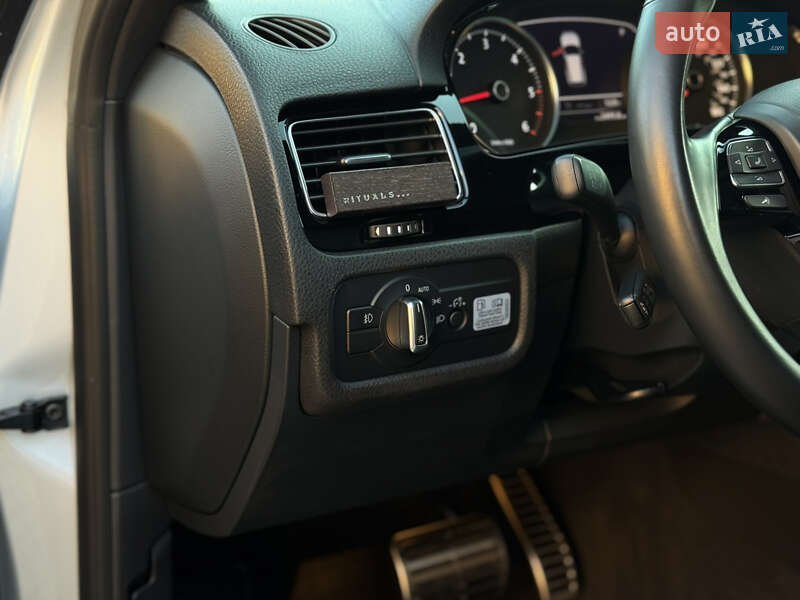 Внедорожник / Кроссовер Volkswagen Touareg 2014 в Мукачево фото 40 Внедорожник / Кроссовер Volkswagen Touareg 2014 в Мукачево