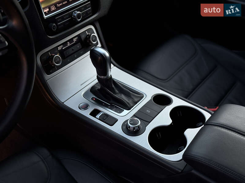 Внедорожник / Кроссовер Volkswagen Touareg 2014 в Мукачево фото 43 Внедорожник / Кроссовер Volkswagen Touareg 2014 в Мукачево