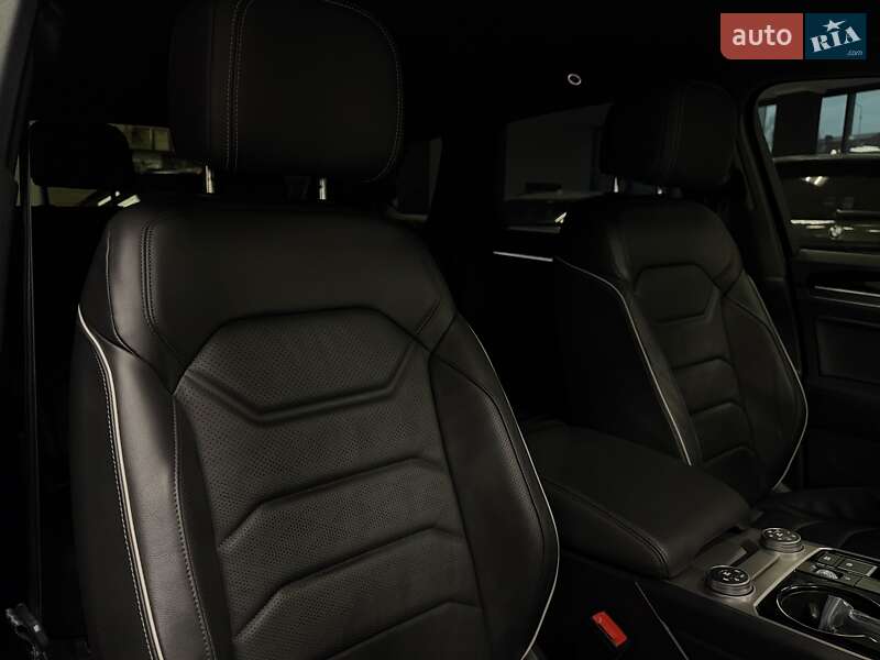 Позашляховик / Кросовер Volkswagen Touareg 2019 в Тернополі фото 59 Позашляховик / Кросовер Volkswagen Touareg 2019 в Тернополі