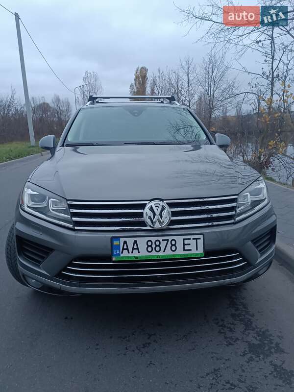 Внедорожник / Кроссовер Volkswagen Touareg 2015 в Киеве фото 5 Внедорожник / Кроссовер Volkswagen Touareg 2015 в Киеве