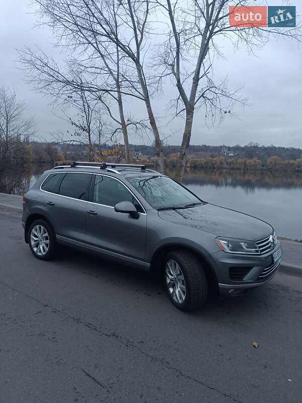 Внедорожник / Кроссовер Volkswagen Touareg 2015 в Киеве фото 8 Внедорожник / Кроссовер Volkswagen Touareg 2015 в Киеве